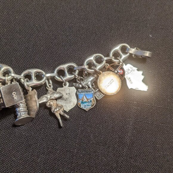 Sterling Silver Charm Bracelet 27 Sterling Charms Travel 64.8 Grams 7.5" Vintage - Picture 12 of 16